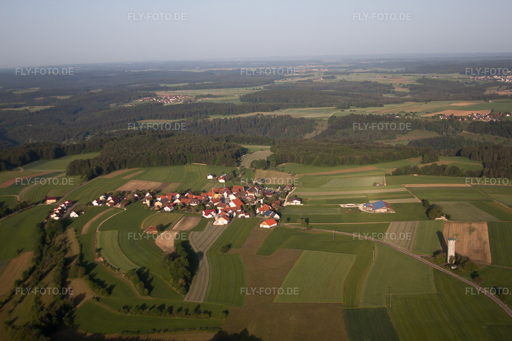 Luftbild: Bremelau im Ortsteil Dürrenstetten in Münsingen im Bundesland Baden-Württemberg in Deutschland. Foto: IMG_67612.jpg vom 09.06.2014 durch Werner Riehm/FLY-FOTO.de