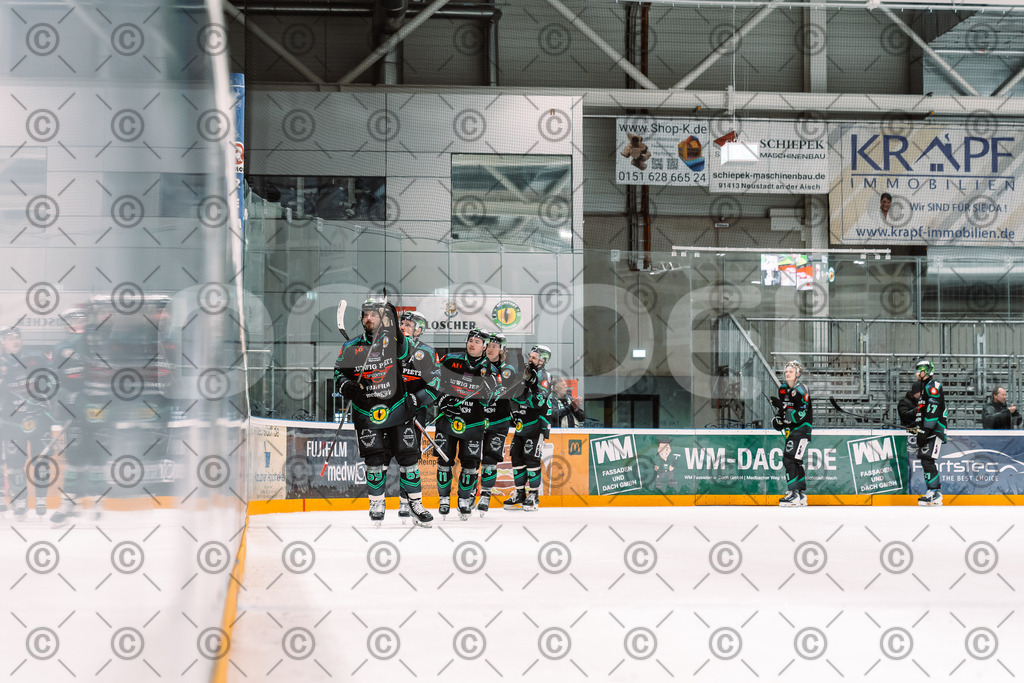 Alligators_vs_Peiting_25_11_2025-83 | Höchstadt Alligators Fotogalerie: Eishockey-Action aus Franken. Professionelle Spielfotos, Portraits & Stadionbilder zum Download. Jetzt entdecken! - Realisiert mit Pictrs.com