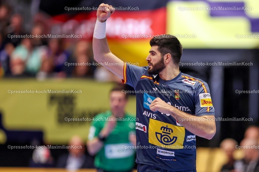 EHF17012601034 | 17.01.2026, Handball, Men's EHF EURO 2026, Österreich - Spanien, Jyske Bank Boxen in Herning, Dänemark, Preliminary Round:  Abel Serdio Guntín (Espania #20)  jubelnd