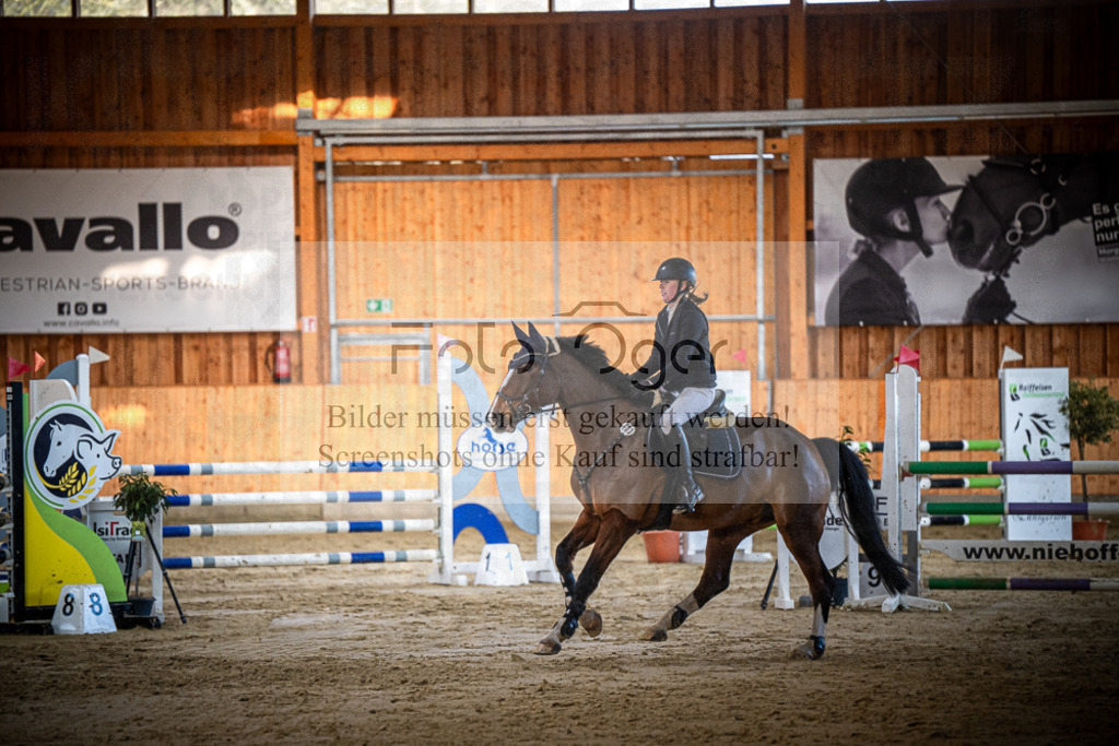 DOS_0749 | Entdecke hochwertige Reitturnierfotos von Foto Oger. Professionell, emotional und authentisch – jetzt Lieblingsmomente im Shop bestellen.Deutschlandweite Turnierfotografie. - Realisiert mit Pictrs.com
