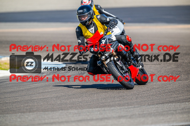 MaZZes_FotoMatrix_230410_9820 | INST