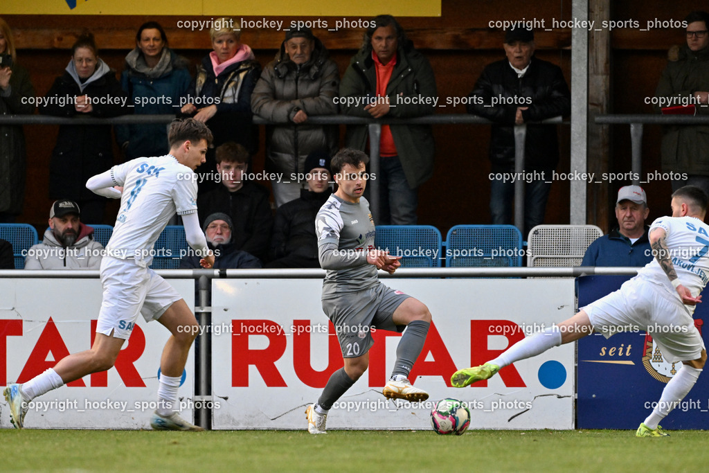 SAK vs. ASKÖ Köttmannsdorf | #11 Luka Jerin SAK, #20 Daniel Hans Genser ASKÖ Köttmannsdorf, #7 Hrvoje Jakovljevic SAK, SAK vs. ASKÖ Köttmannsdorf, SAK vs. ASKÖ Köttmannsdorf am 02.04.2026 in Klagenfurt (Sportpark Welzenegg), Austria, (Photo by Bernd Stefan)