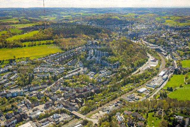 Velbert230407149Langenberg | Luftbild, Ortsansicht Oberbonsfeld, Hochhaussiedlung am Wald Laakmannsbusch, Gewerbegebiet Heegerstraße, Velbert, Ruhrgebiet, Nordrhein-Westfalen, Deutschland