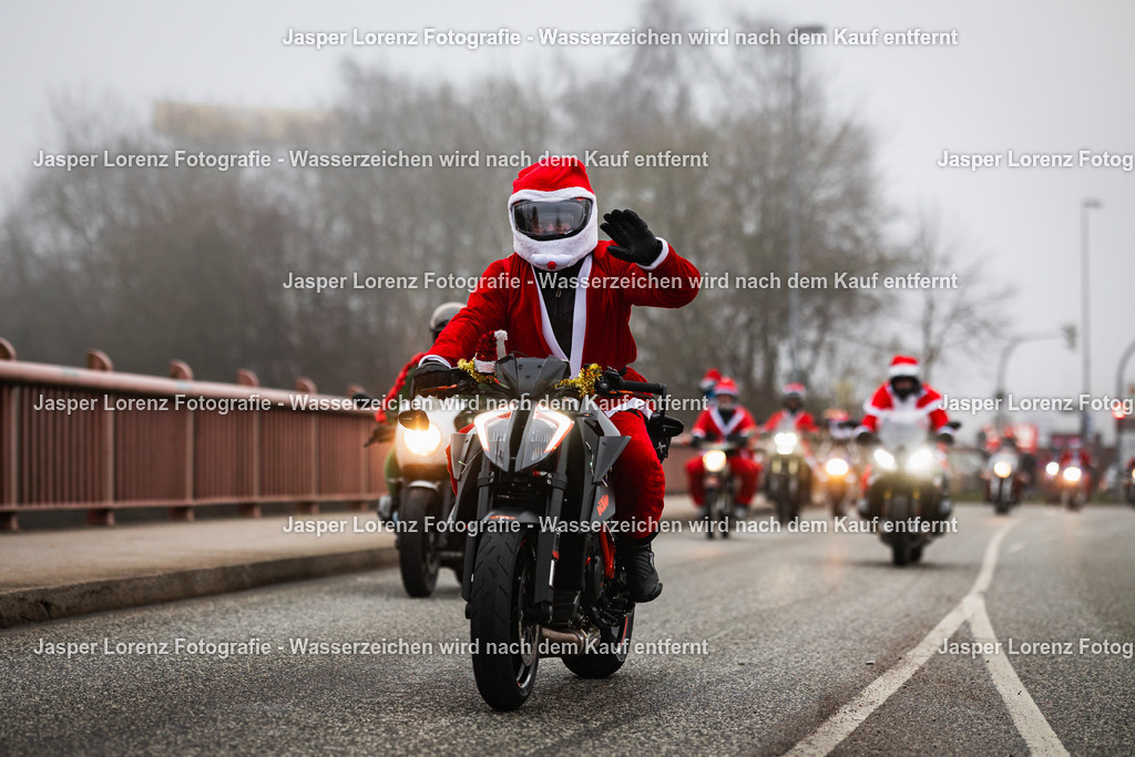 X-Mas Ride I Kiel I 2025 | Jasper Lorenz Fotografie - Realisiert mit Pictrs.com