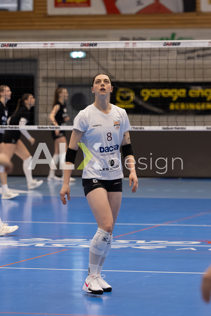 Volleyball I Frauen I Saison 2025-2026 I Volleyball NLA | Women I Round 16 I VC Kanti Schaffhausen - Viteos NUC I 31.01.2026 | 8 Attieh Gabrielle (CA) (Viteos NUC) – Außenangriff - Realisiert mit Pictrs.com