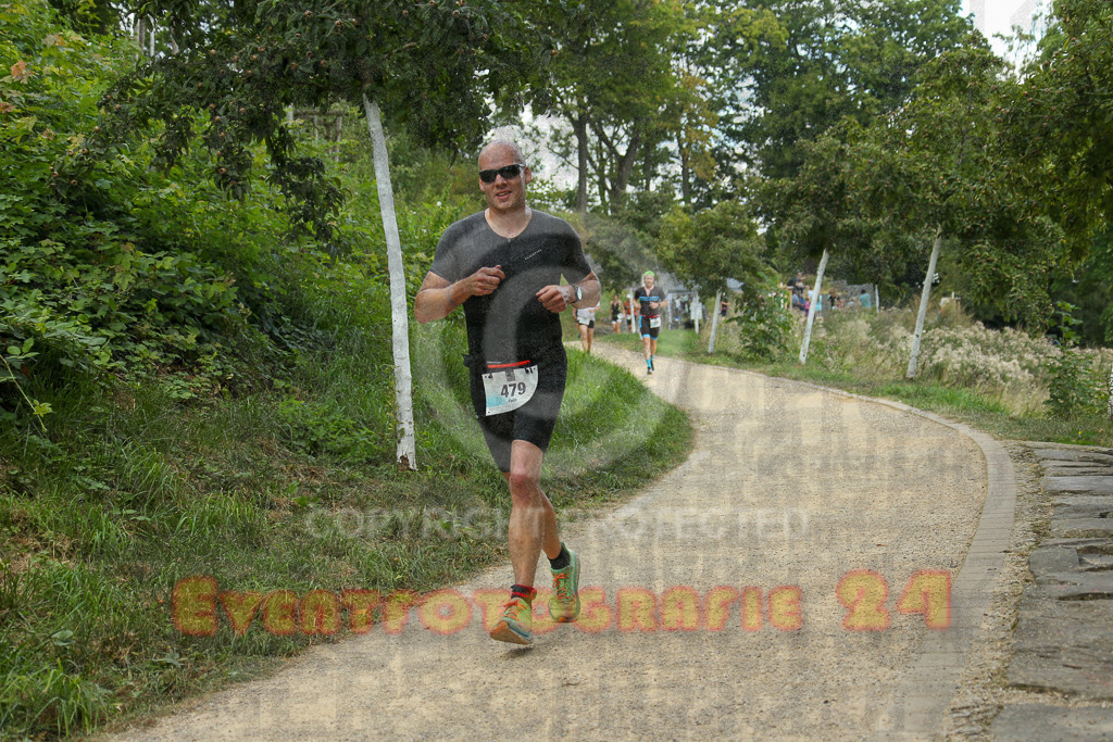 250824_1356_EX1_4329 | Sportfotografie im Rhein-Sieg Kreis, Köln, Bonn, NRW, Rheinland Pfalz, Hessen, etc. Unser Tätigkeitsfeld umfasst den Laufsport vom Volkslauf über den Marathon, Duathlon, Triathon bis zum Ultralauf wie Kölnpfad Ultra oder Schindertrail.