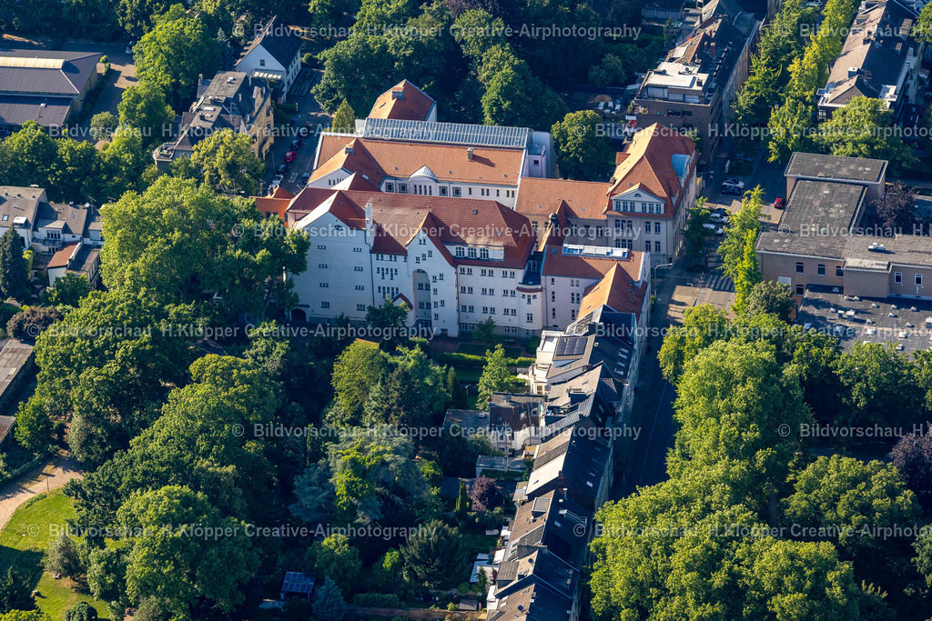 Luftbild Mönchengladbach-3755 | Luftbildfotografie und Luftbild Mönchengladbach Gebäudekomplex des Weiterbildungs- und Bildungszentrums in Mönchengladbach im Bundesland Nordrhein-Westfalen, Deutschland - Realisiert mit Pictrs.com