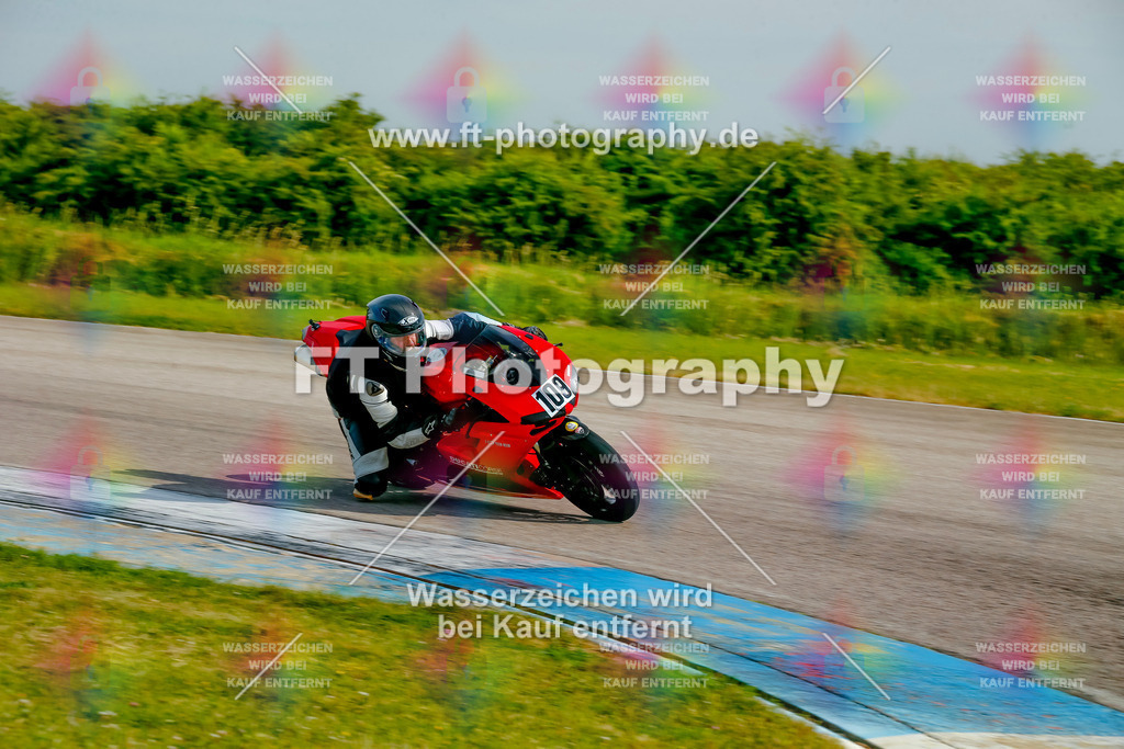 _MOT0615 | Hier findet Ihr Bilder von Touristenfahrten auf der Nürburgring Nordschleife oder von anderen Veranstaltungen die ich besucht habe. Viel Spass beim Durch Schauen 