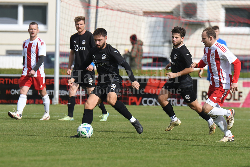 SpVgg Plattling : FC Walkertshofen | Jan Karabas (SpVgg Plattling) - Realisiert mit Pictrs.com