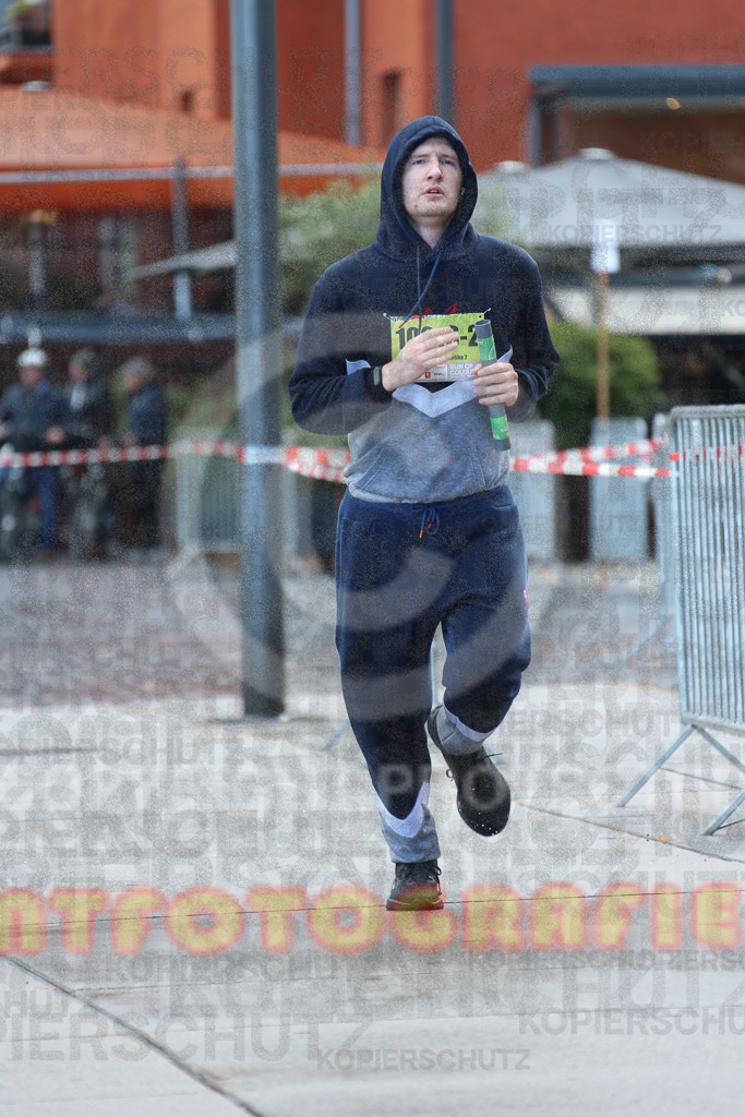 220917_1549_EX1_5883 | Sportfotografie im Rhein-Sieg Kreis, Köln, Bonn, NRW, Rheinland Pfalz, Hessen, etc. Unser Tätigkeitsfeld umfasst den Laufsport vom Volkslauf über den Marathon, Duathlon, Triathon bis zum Ultralauf wie Kölnpfad Ultra oder Schindertrail.