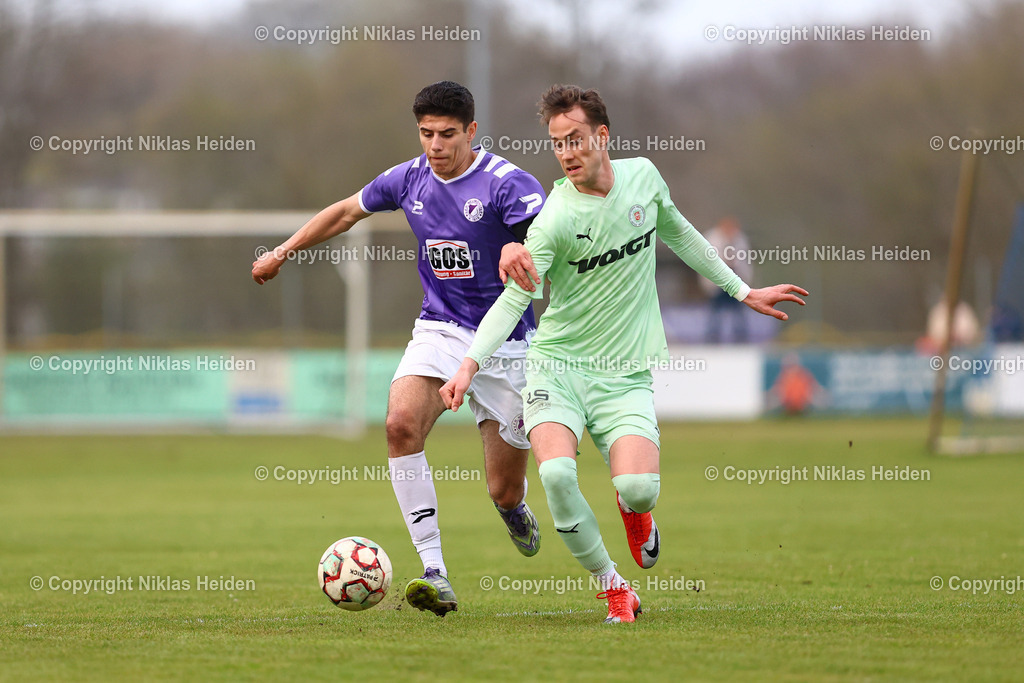 NH_VfRNeumuenster_PSVNeumuenster_FlensOberliga_15042026 | #10 Ilir Serifi (VfR Neumünster), #11 Jesper Tiedemann (PSV Union Neumünster)Fußball I Herren I Flens Oberliga I Saison 2025-2026  I 19. Spieltag I VfR Neumünster - PSV Union Neumünster I 15.04.2026 I VfR Stadion HSP (Grümmi Arena)