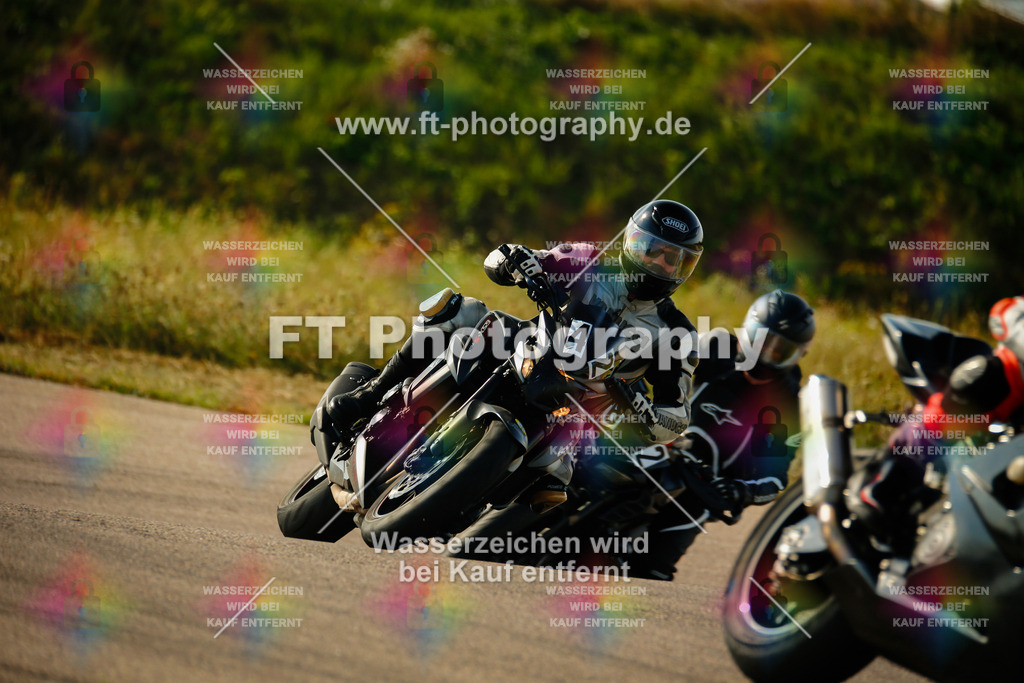 _MOT5907 | Hier findet Ihr Bilder von Touristenfahrten auf der Nürburgring Nordschleife oder von anderen Veranstaltungen die ich besucht habe. Viel Spass beim Durch Schauen 