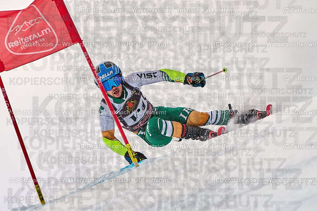 _ALP0209_MASTERS-WM_Reiteralm_A-GS_Vorlaeufer | FISWORLD CHAMPIONSHIPSMASTERS ALPINE SKIING, 23. – 28. MÄRZ 2026 - REITERALM | STMK | AUT.   Veranstaltet vom Masters-Referat des Deutschen Skiverbandes (DSV). Durchführende Organisation: WSV Pichl-Reiteralm, unterstütutzt von den Bergbahnen REITERALM bei Schladming und SKI AUSTRIA.                            Disziplinen:  Super-G, GiantSlalom, Slalom.                                                 Kategorien:  A (Herrn 30-59 Jahre), B (Herrn ab 60 Jahre), C (Damen 30-59 Jahre), D (Damen ab 60 Jahre).                Rennstrecken:   Gasselhöhe und Muldenliftpiste auf der Reiteralm.