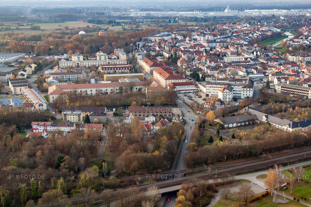 Luftbild: Lützowerstr in Rastatt im Bundesland Baden-Württemberg in Deutschland. Foto: IMG_22873.jpg vom 21.11.2009 durch Werner Riehm/FLY-FOTO.de