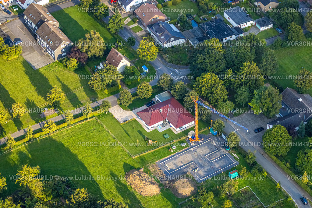 Werl230807253 | Luftbild, Baustelle an der Michaelstraße, Budberg, Werl, Werl-Unnaer Börde, Nordrhein-Westfalen, Deutschland