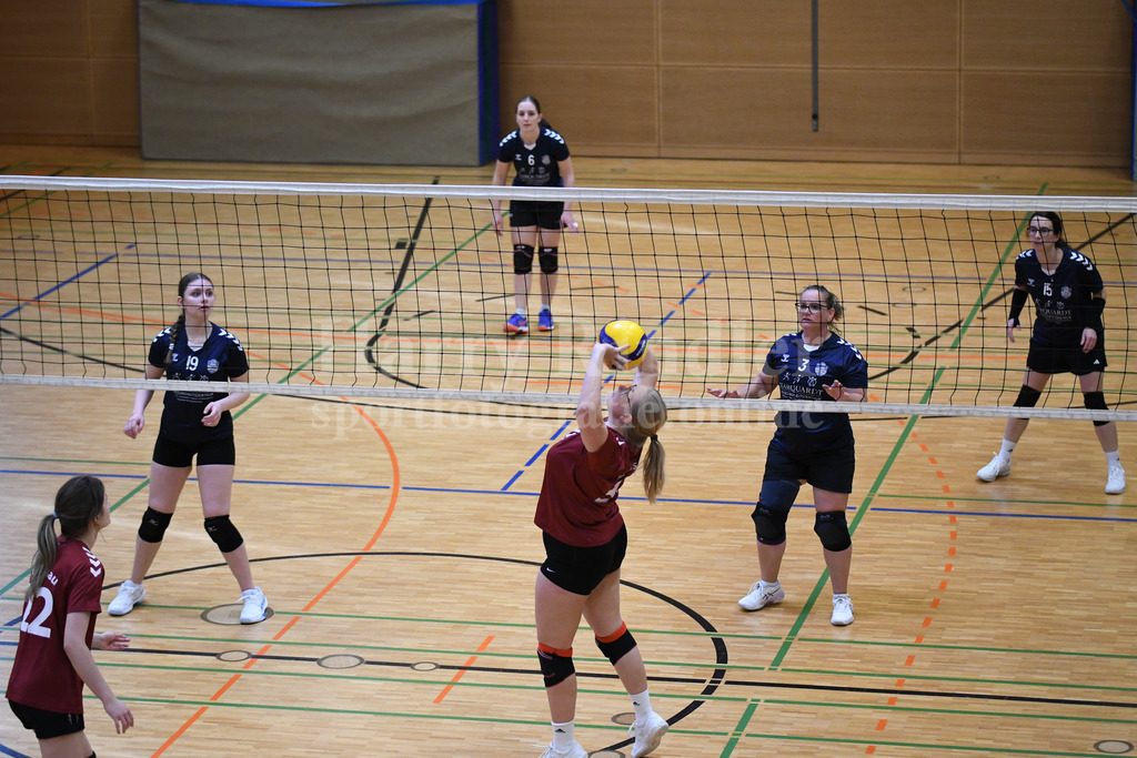 TSV Plattling Volleyball : VSG Passau/Fürstenzell | TSV Plattling IsarVolleys Damen - Realisiert mit Pictrs.com
