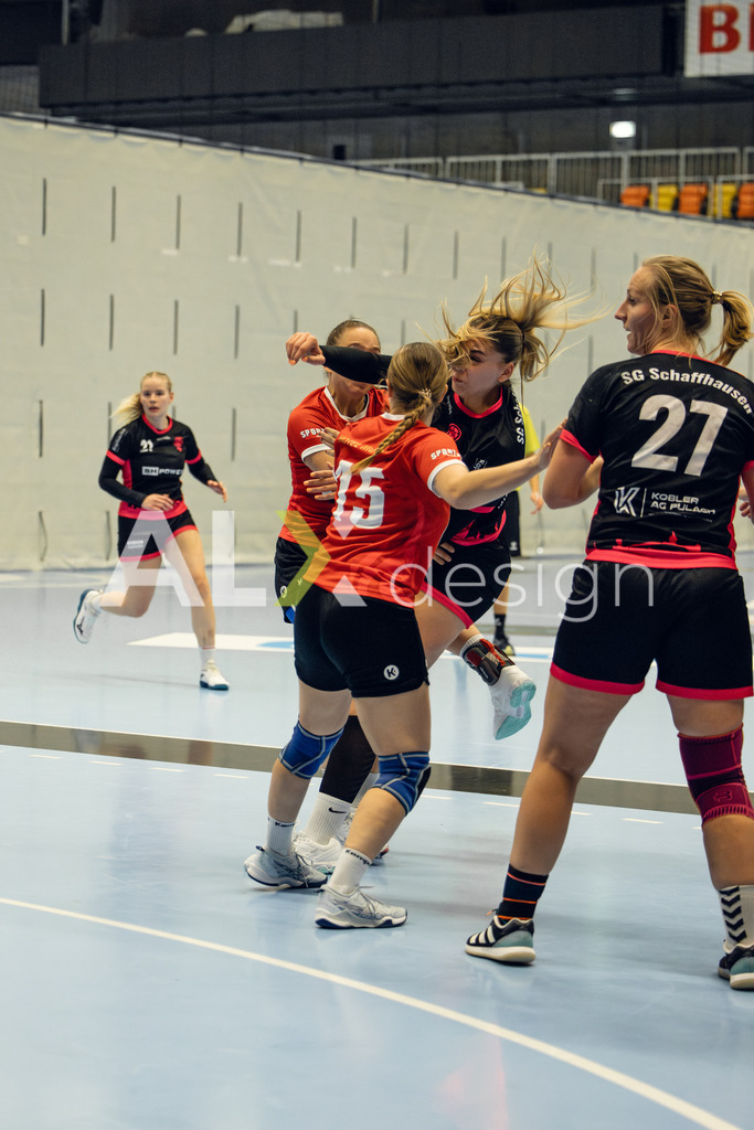 Handball I Frauen I Saison 2025-2026 I Frauen 2. Liga I 8. Spieltag I SG Schaffhausen - SG Red Dragons Uster I 23.11.2025 | Hochwertige Sportfotos kaufen & lizenzieren für Medien, Vereine, Agenturen & Sportler:innen. Entdecke professionelle Sportfotografie im Bildshop von Alexander Franzen. - Realisiert mit Pictrs.com