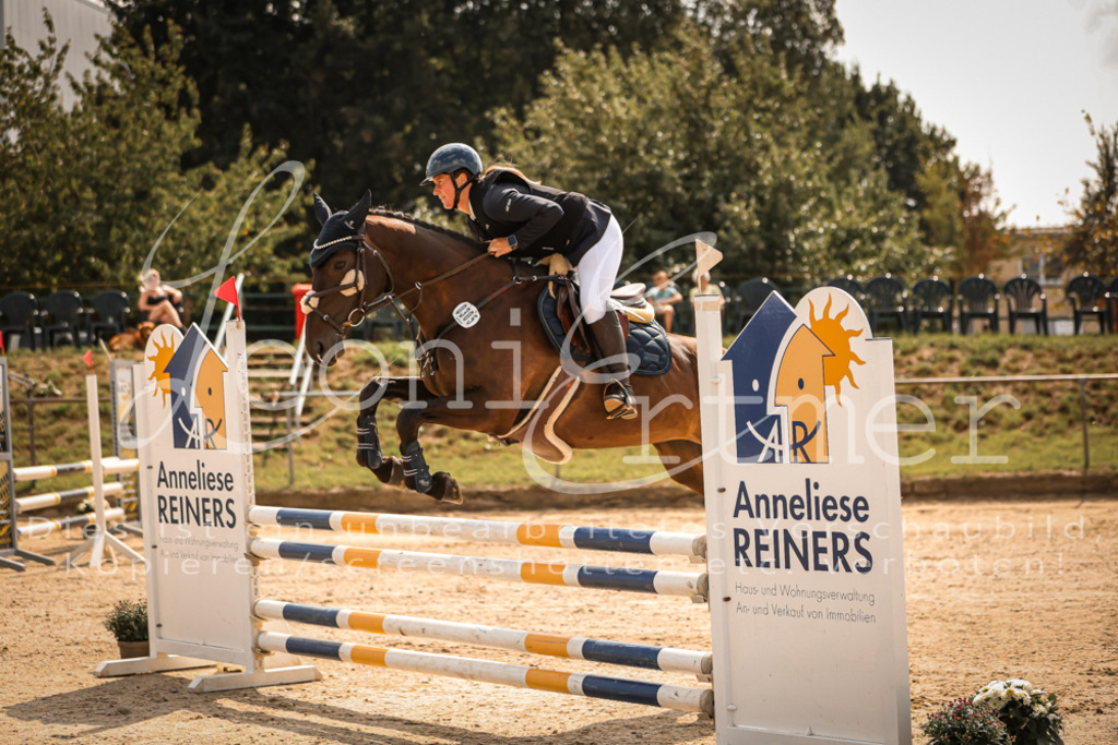 24.FrSpA00046 | Leoni Ertmer Photography - Realisiert mit Pictrs.com