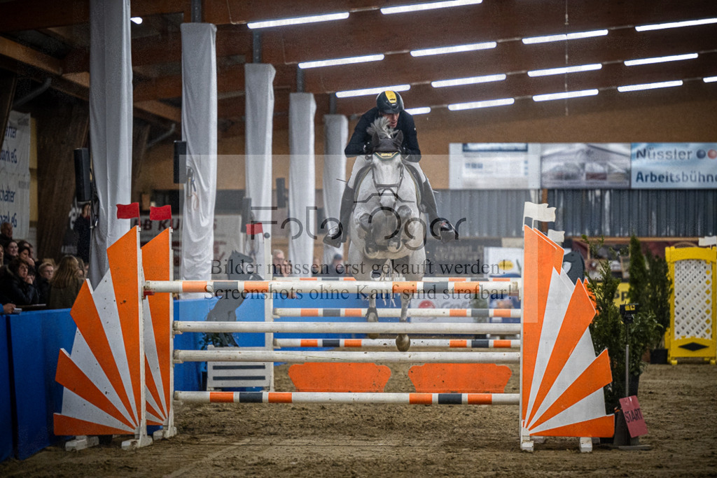 DOS_1006 | Entdecke hochwertige Reitturnierfotos von Foto Oger. Professionell, emotional und authentisch – jetzt Lieblingsmomente im Shop bestellen.Deutschlandweite Turnierfotografie. - Realisiert mit Pictrs.com