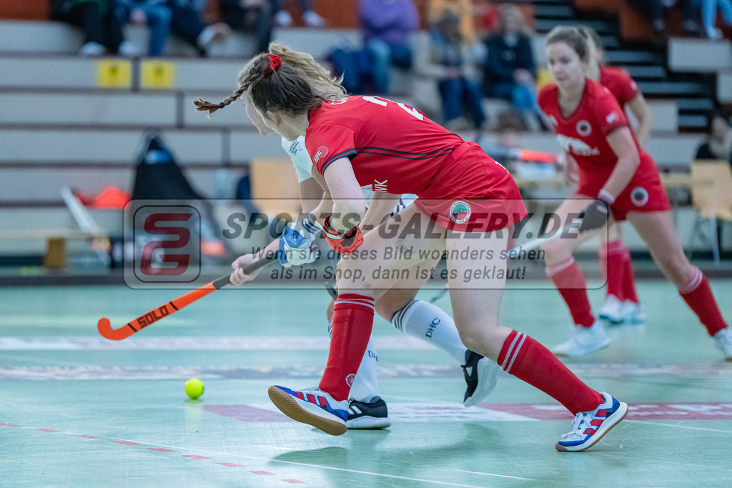 HK_20231217_107675 | 1. Bundesliga Damen Crefelder HC - Düsseldorfer HC  am 17.12.2023 Sporthalle Glockenspitz, Krefeld , Causin Anna-Sopie ( Crefelder HTC #20 )
