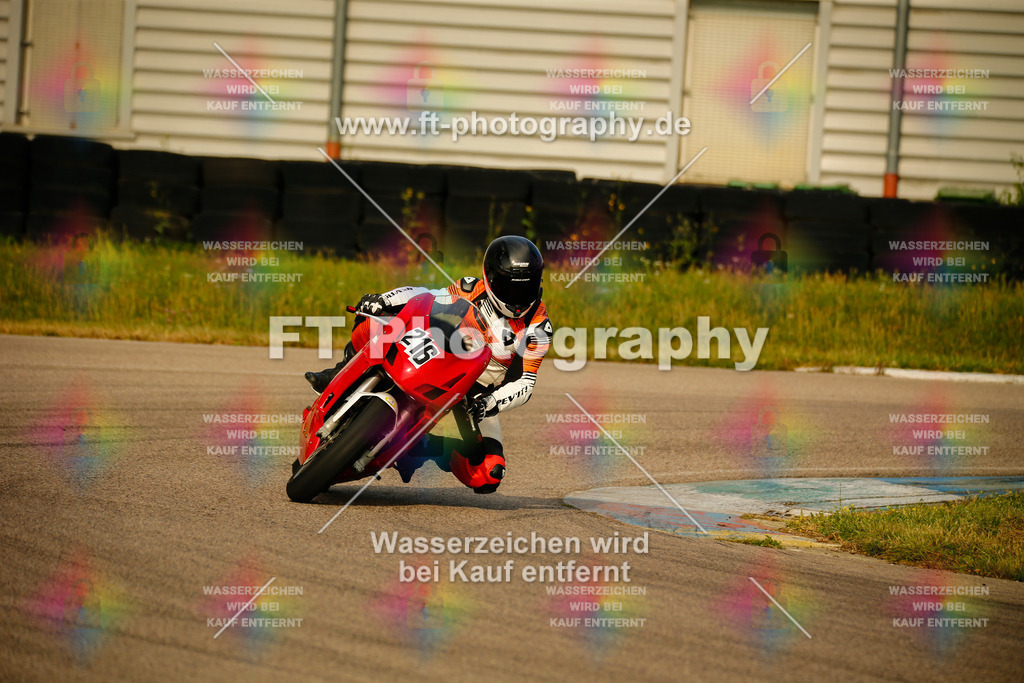 _MOT5135 | Hier findet Ihr Bilder von Touristenfahrten auf der Nürburgring Nordschleife oder von anderen Veranstaltungen die ich besucht habe. Viel Spass beim Durch Schauen 