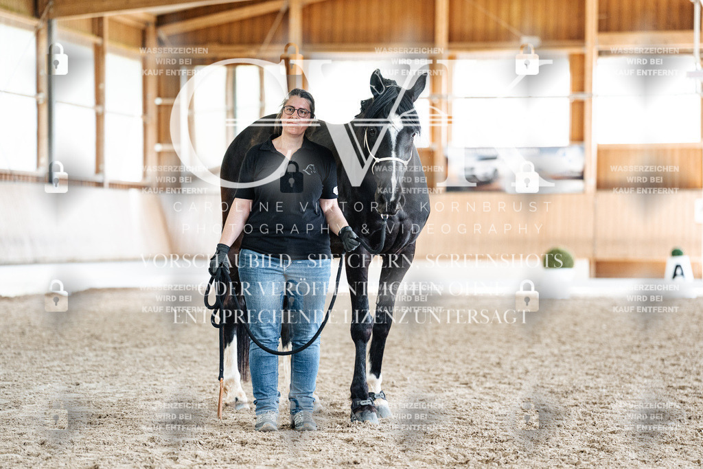 CK908042 | Turnierfotografie Pferdefotografie Trier Rheinland-Pfalz Pferdesport Reitsport Tierfotografie Sportfotografie Pferdevideo Pferdevideografie Equestrianvideography equestrianphotography  - Realisiert mit Pictrs.com