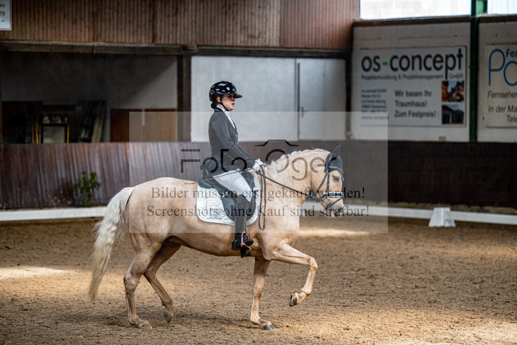 20240310-DOS_0836 | Entdecke hochwertige Reitturnierfotos von Foto Oger. Professionell, emotional und authentisch – jetzt Lieblingsmomente im Shop bestellen.Deutschlandweite Turnierfotografie. - Realisiert mit Pictrs.com