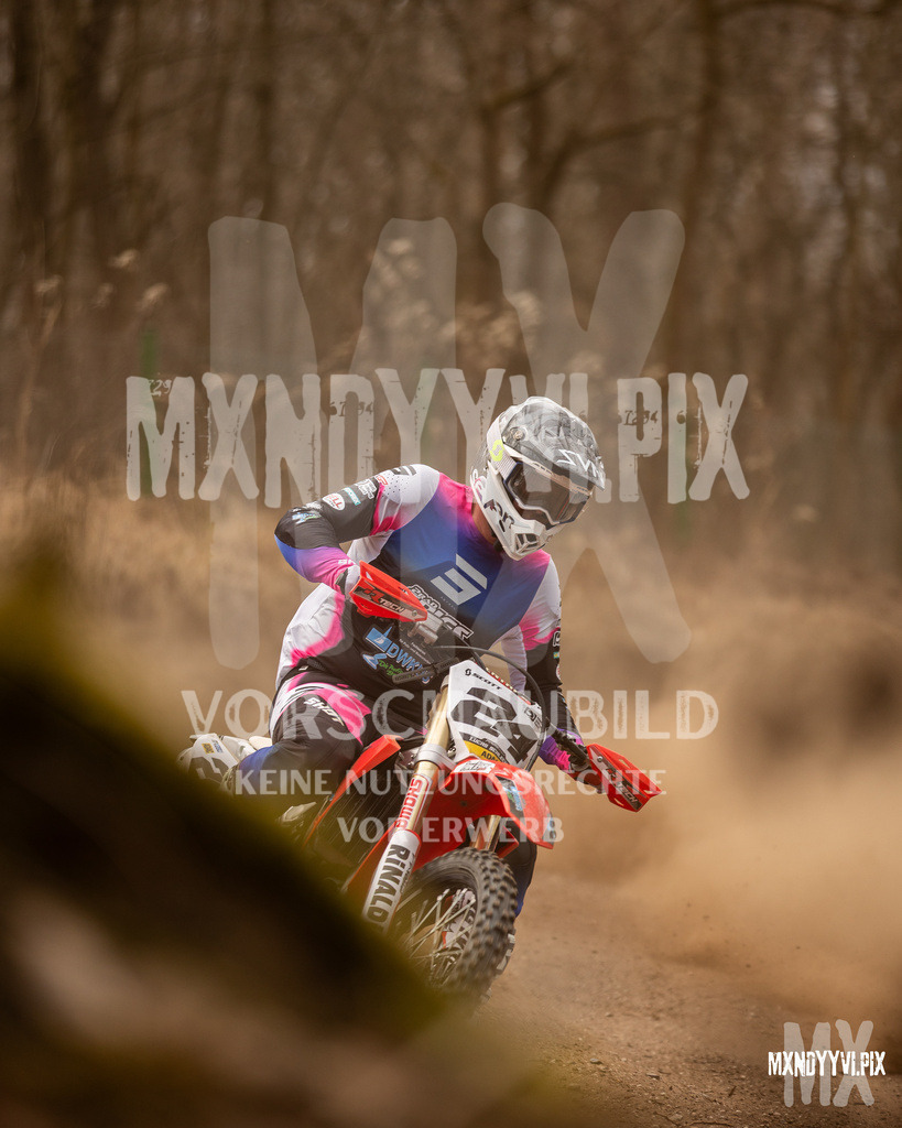 866A0519 | mxndyyvipix