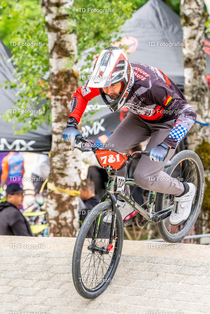 BayBMX2026-05420 | Fotogalerie von Thomas Dettweiler mit Eventbildern und lizenzfreien Fotos. Perfekt als Wandbild, für Büro, Website oder private Nutzung. - Realisiert mit Pictrs.com