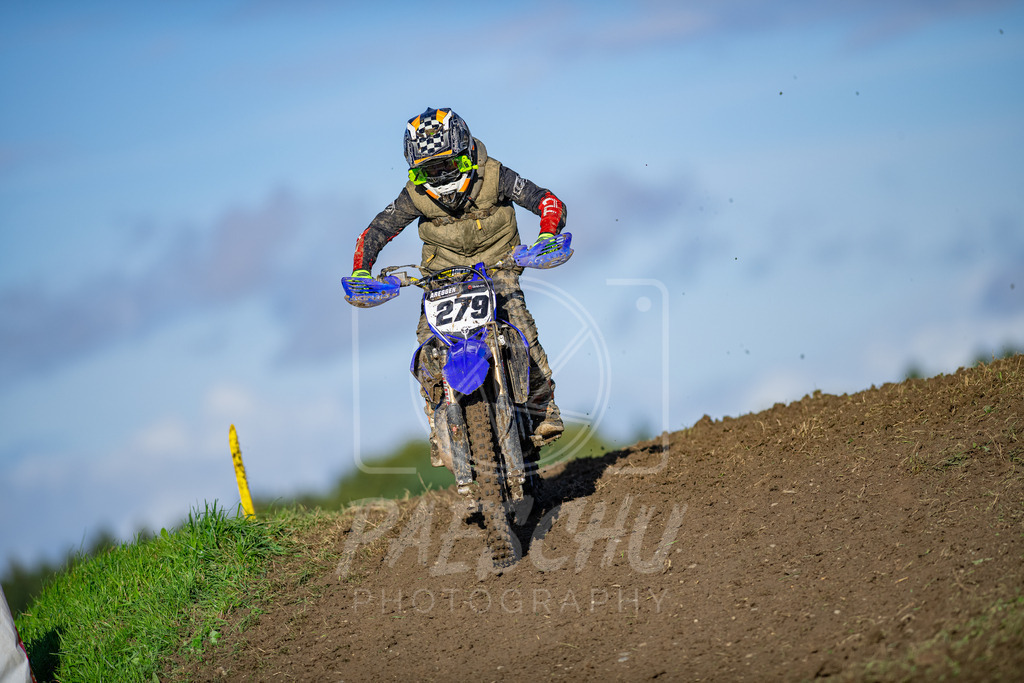 BYR85 (474) | Paeschuphoto Shop - Wer nicht sucht der auch nicht findet.Ob Motocrossbilder oder von einem besuchtem Spiel, Hauptsache Action. - Realisiert mit Pictrs.com