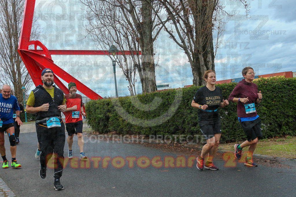 221231_1121_EX1_8097 | Sportfotografie im Rhein-Sieg Kreis, Köln, Bonn, NRW, Rheinland Pfalz, Hessen, etc. Unser Tätigkeitsfeld umfasst den Laufsport vom Volkslauf über den Marathon, Duathlon, Triathon bis zum Ultralauf wie Kölnpfad Ultra oder Schindertrail.