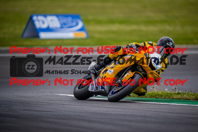 MaZZes_FotoMatrix_220508_94151 | Fotograf Mathias Schmid
Sportfotograf,
Eventfotograf,
Hochzeitsfotograf,
Portraitfotograf