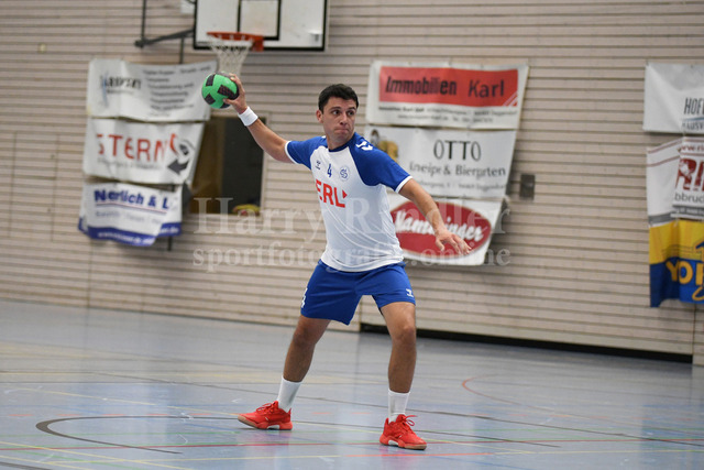 HC Deggendorf :  TSV Rottenburg  | Valentin Lotos  (HC Deggendorf  #4) - Realisiert mit Pictrs.com