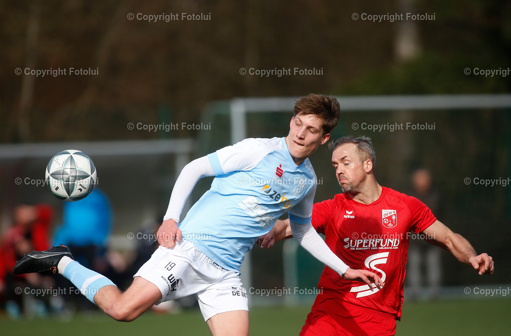 A_LUI_24022024_17 | SPORT,FUSSBALL,TESTSPIEL ASKOE OEDT-SV ZEBAU BAD ISCHL 24.02.2024 IM BILD: GORYL DEXTER (OEDT1B)- ISAAK ORTNER (BADISCHL) FOTO:FOTOLUI