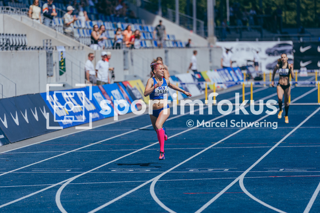 DM U23 U18 Bochum 2026 | Victoria Keksel (Gothaer Leichtathletik Centrum), Startnummer 1416, 400 Meter Hürden, Deutsche Meisterschaften der U18 &amp; U23 2026, Lohrheidestadion Bochum-Wattenscheid, 04.07.2026 Foto: Marcel Schwering / sportimfokus - Realisiert mit Pictrs.com