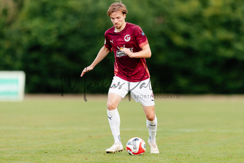 Kreispokal, Saison 2025/2026, 1. Runde: SC Nienberge - 1. FC Gievenbeck | Kreispokal, Saison 2025/2026, 1. Runde, SC Nienberge empfängt 1. FC Gievenbeck an der Sportanlage SC Nienberge in Münster. Foto: sportfotografie.ms | Markus Paletta - Realisiert mit Pictrs.com