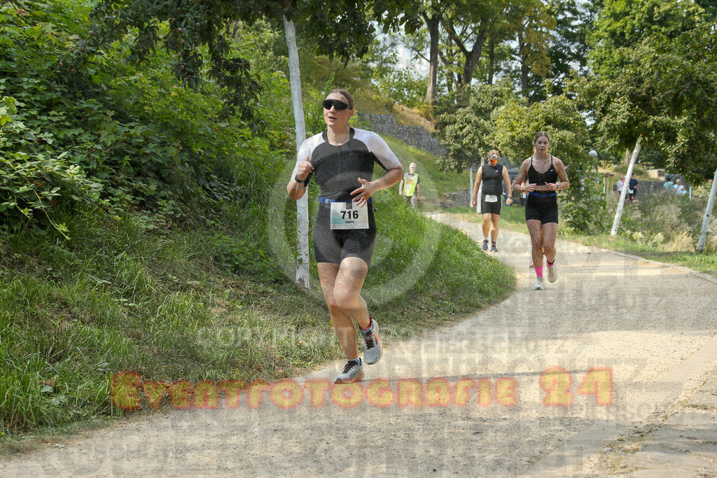 250824_1503_EX1_8430 | Sportfotografie im Rhein-Sieg Kreis, Köln, Bonn, NRW, Rheinland Pfalz, Hessen, etc. Unser Tätigkeitsfeld umfasst den Laufsport vom Volkslauf über den Marathon, Duathlon, Triathon bis zum Ultralauf wie Kölnpfad Ultra oder Schindertrail.