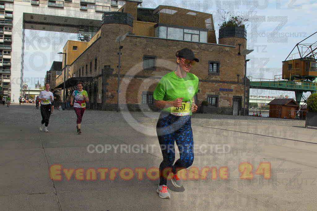 250920_1334_EV4_6082 | Sportfotografie im Rhein-Sieg Kreis, Köln, Bonn, NRW, Rheinland Pfalz, Hessen, etc. Unser Tätigkeitsfeld umfasst den Laufsport vom Volkslauf über den Marathon, Duathlon, Triathon bis zum Ultralauf wie Kölnpfad Ultra oder Schindertrail.