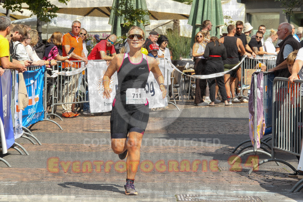 250824_1458_EV4_2448 | Sportfotografie im Rhein-Sieg Kreis, Köln, Bonn, NRW, Rheinland Pfalz, Hessen, etc. Unser Tätigkeitsfeld umfasst den Laufsport vom Volkslauf über den Marathon, Duathlon, Triathon bis zum Ultralauf wie Kölnpfad Ultra oder Schindertrail.
