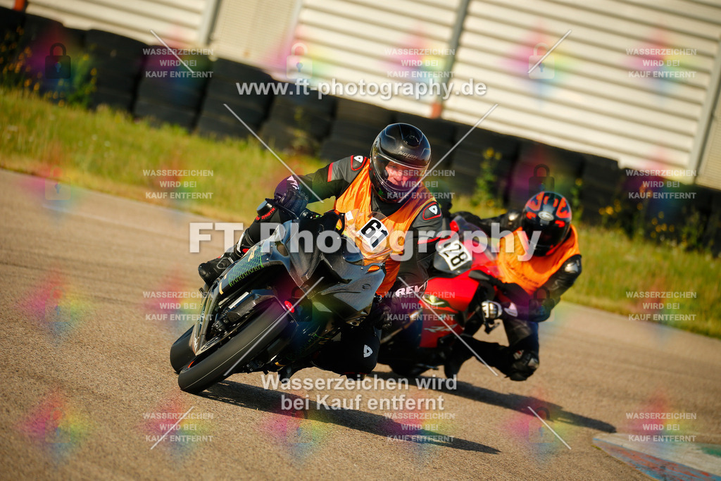 _MOT5555 | Hier findet Ihr Bilder von Touristenfahrten auf der Nürburgring Nordschleife oder von anderen Veranstaltungen die ich besucht habe. Viel Spass beim Durch Schauen 