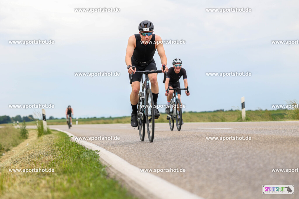 BR8A4125 | Stadttriathlon Erding 2025. #yourpictrs #sportshot_your_pictrs @Sportshotphotography #stadttriathlonerding Copyright: www.sportshot.de