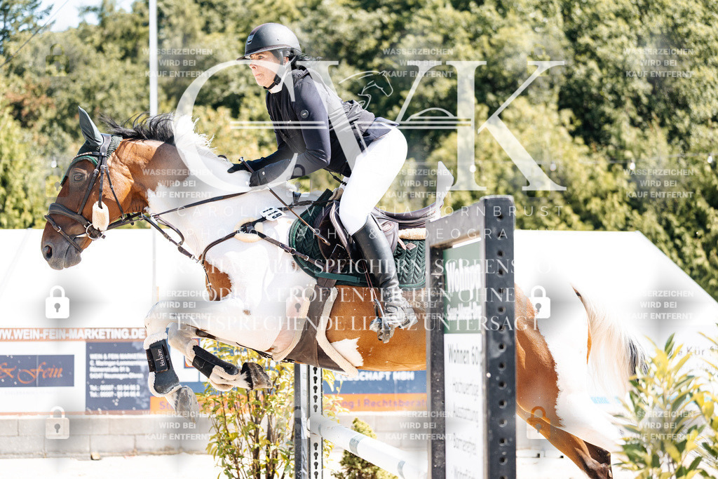 CK909335 | Turnierfotografie Pferdefotografie Trier Rheinland-Pfalz Pferdesport Reitsport Tierfotografie Sportfotografie Pferdevideo Pferdevideografie Equestrianvideography equestrianphotography  - Realisiert mit Pictrs.com