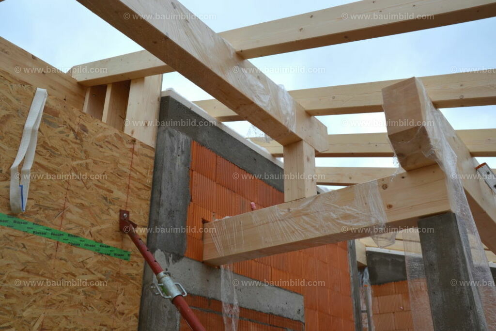 bib-lg09-holzbau-0153 | Nach LV-Leistungsgruppen sortierte Detailfotos über den Bau eines Hauses. Alle Hausbau-Bilder direkt vom Urheber und Autor der Website Haus-Selber-Bauen.com