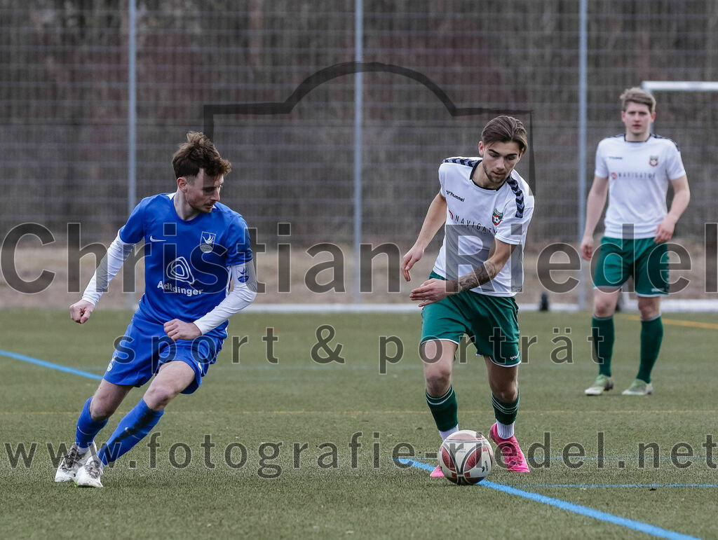 2024-02-17_001_FC_Schwaig_gegen_SV_Kranzberg | Marzling, Deutschland, 17.02.2024:
Fußball, Landesliga Südost 2023 / 2024, Testspiel, FC Schwaig gegen SV Kranzberg, Endergebnis: 4:1

Patrick Ringer (SV Kranzberg, #20), Philipp Zech (FC Schwaig, #4)

Foto: Christian Riedel / fotografie-riedel.net
