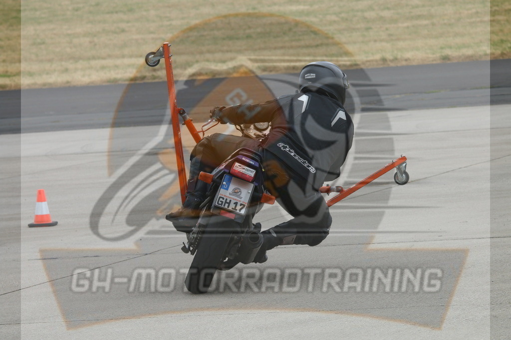 IMG_3309 | gh-motorradtraining-foto.de - Realisiert mit Pictrs.com