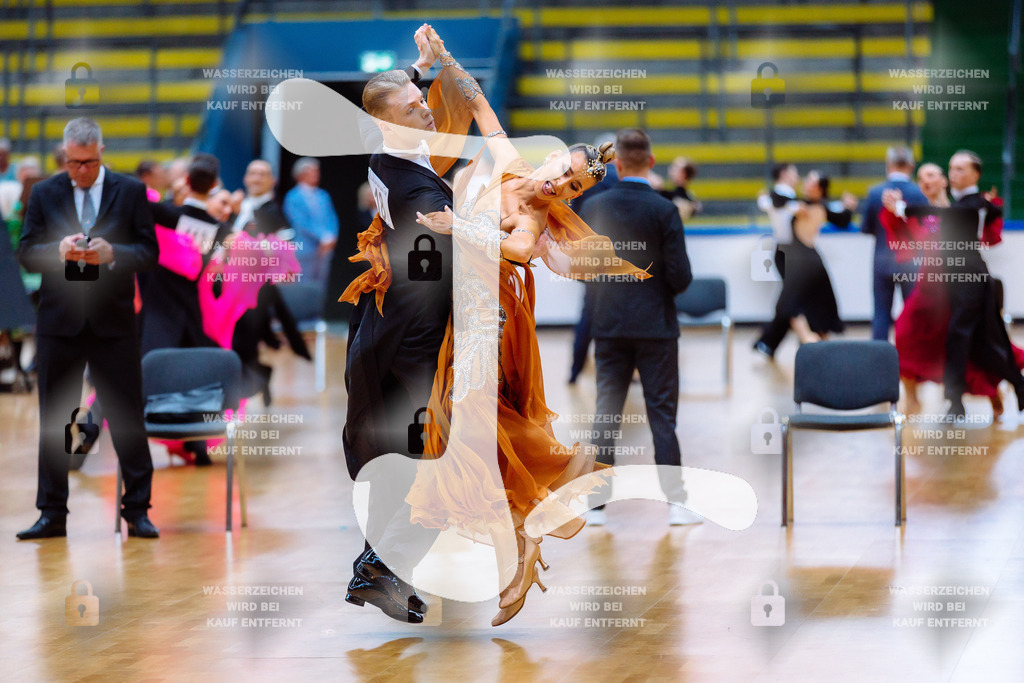 Hessen Tanzt WDSF International Open Standard 2nd (18) Yahor Boldysh _ Irina Averina (TSC Excelsior Dresden)-2025-05-17-9774 | Webshop for digital downloads and prints of dance sport, event & show photographer Julian Link - Realisiert mit Pictrs.com