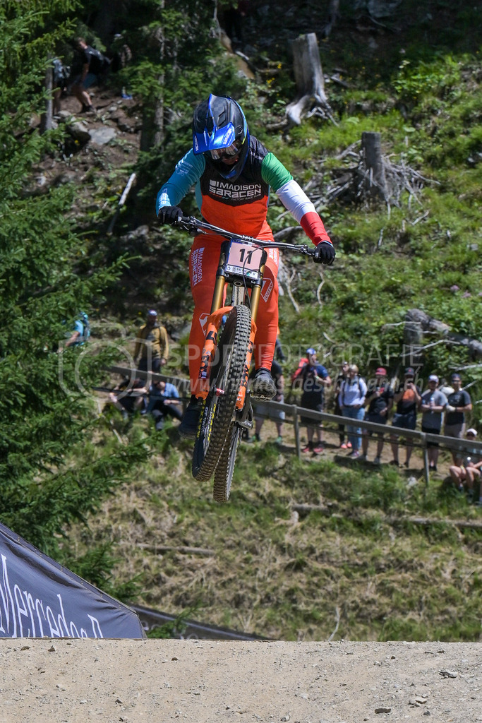 UCI Mountain Bike World Cup Lenzerheide 2022 - Downhill - 9. July 2022 | UCI Mountain Bike World Cup Lenzerheide 2022 - Downhill
Bike Kingdom, Lenzerheide
#11 WIDMANN Veronika (ITA)
Bild: Sportfotografie Markus Aeschimann | www.markus-aeschimann.ch - Realisiert mit Pictrs.com