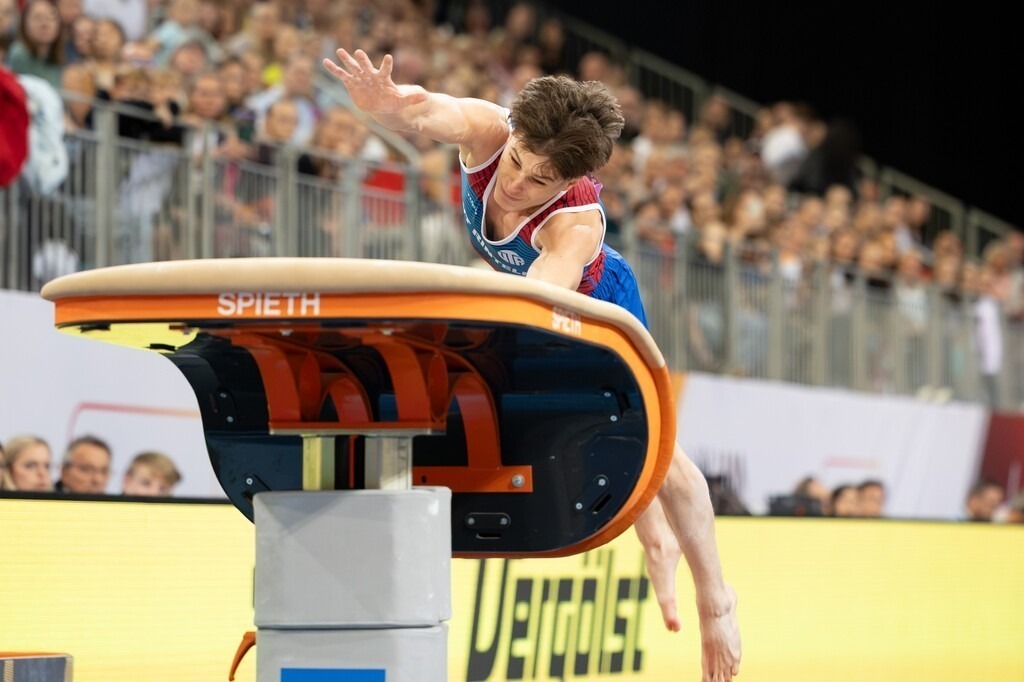 DM Finals 2026; Gerätfinals Männer Sprung | DM Finals 2026; Gerätfinals Männer Sprung***Marcel Graf bei seiner Übung - Realisiert mit Pictrs.com