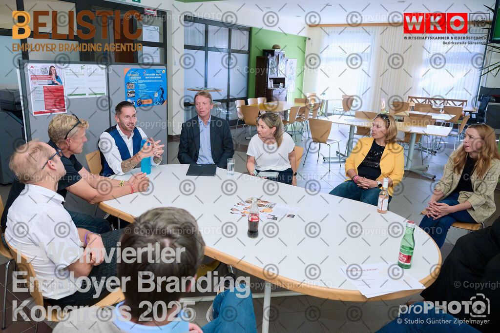 260_202509_EmployerBranding_NZ9_1845 | proPHOTO - Realisiert mit Pictrs.com