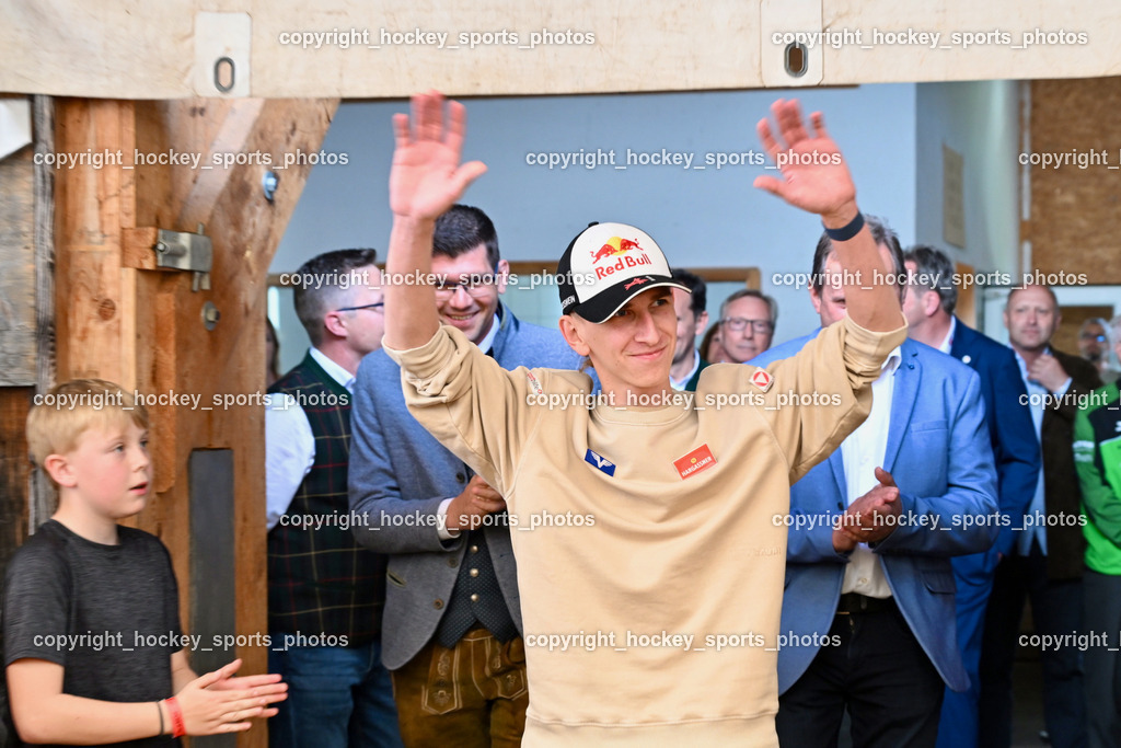 Empfang Daniel Tschofenig | Einzug Daniel Tschofenig, Empfang Daniel Tschofenig, Empfang Daniel Tschofenig am 10.05.2025 in Hohenthurn (Mehrzweckhaus Hohenthuurn), Austria, (Photo by Bernd Stefan)